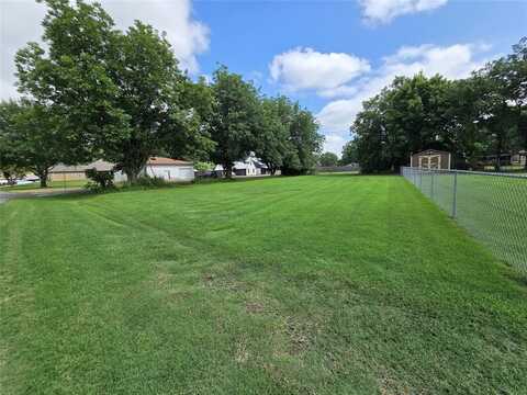 252 E El Camino Real, Weatherford, TX 76087