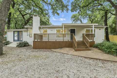 9337 Heron Drive, Fort Worth, TX 76108