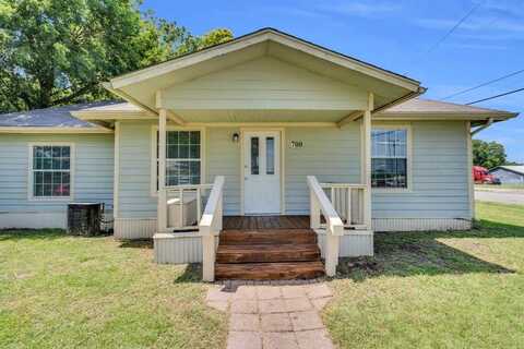 700 Ellis Street, Waxahachie, TX 75165