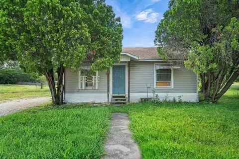 501 S 3rd Street, Grandview, TX 76050