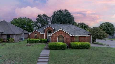 600 Hanover Drive, Waxahachie, TX 75165