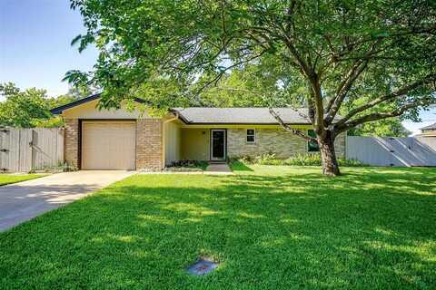 221 Sierra Drive, Joshua, TX 76058