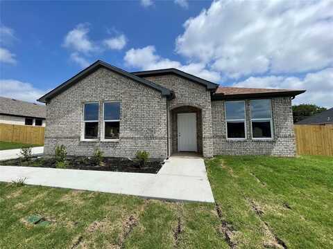 1213 Gannon Lane, DeSoto, TX 75115