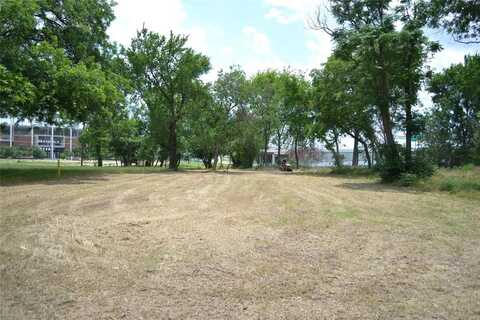 815 East Plum Street, Waco, TX 76704