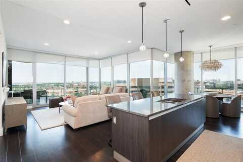 3130 N Harwood Street, Dallas, TX 75201