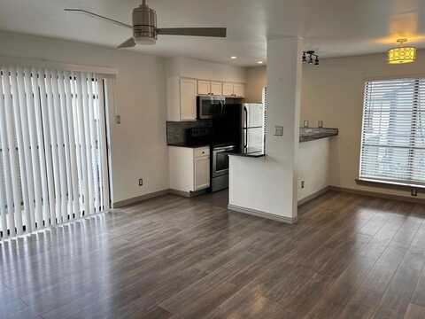 2800 Douglas Avenue, Dallas, TX 75219