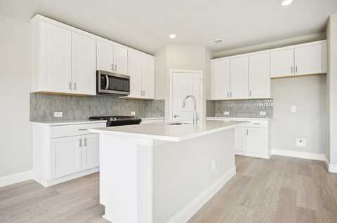 925 Lily Lane, Lavon, TX 75166