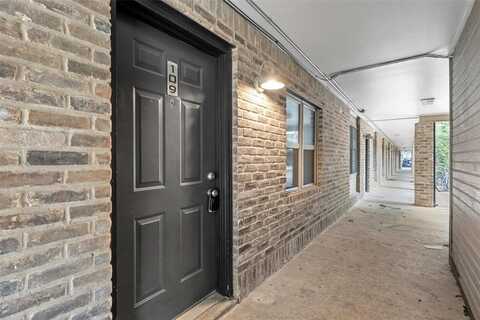 1421 S 12th Street, Waco, TX 76706
