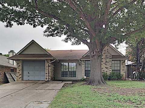 2417 Busch Drive, Arlington, TX 76014