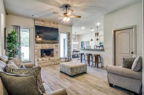 116 Grey Hound Lane, Poolville, TX 76487