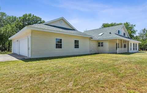 549 W Paloma Court, Fort Worth, TX 76108