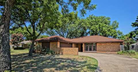 107 Creek Courts Drive, Trophy Club, TX 76262