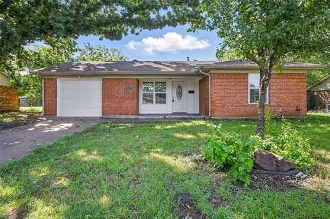 5833 Westhaven Drive, Fort Worth, TX 76132