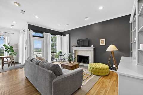616 Crowley Road, Arlington, TX 76012
