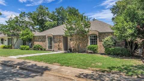 8534 Vista View Drive, Dallas, TX 75243