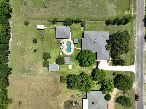 120 Hollie Drive, Red Oak, TX 75154