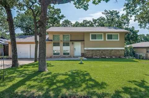141 Stonegate Court, Bedford, TX 76022