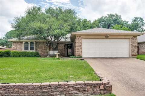 1001 Woodhaven Court, Euless, TX 76039
