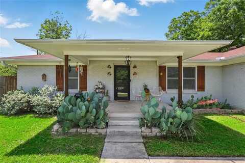 209 Walnut Street, Sanger, TX 76266