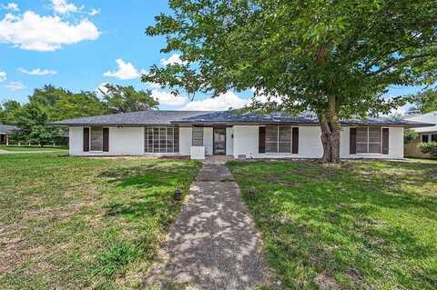1400 Crescent Drive, Sherman, TX 75092