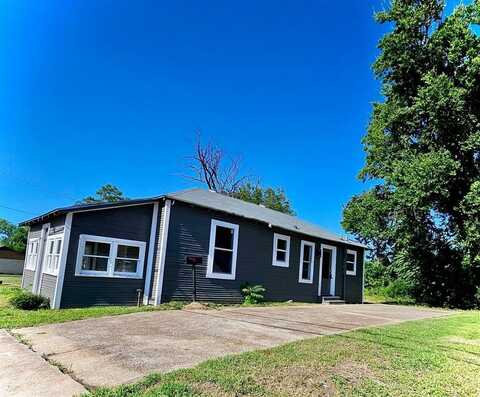 130 Jackson Street N, Sulphur Springs, TX 75482