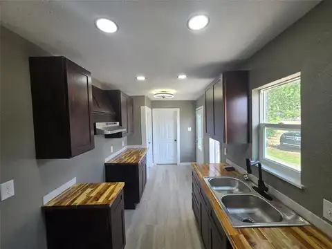 130 Jackson Street N, Sulphur Springs, TX 75482