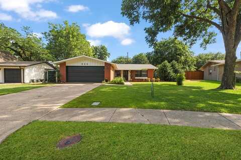 825 Brentwood Lane, Richardson, TX 75080