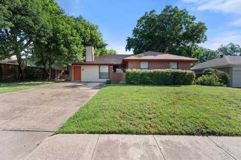 2305 Gilbert Circle, Arlington, TX 76010