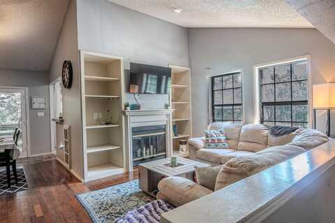 4516 Forestgate Drive, Arlington, TX 76017