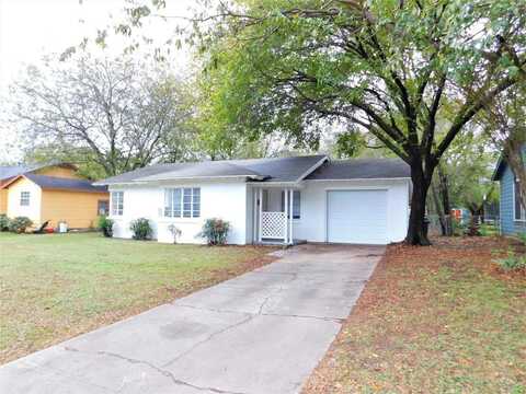 805 Emery Street, Denton, TX 76201