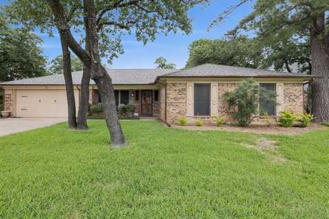 6209 Sierra Court, Arlington, TX 76016