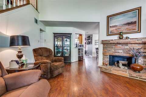 1405 Mapleton Court, Arlington, TX 76018