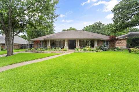 4915 Cross Creek Court, Arlington, TX 76017