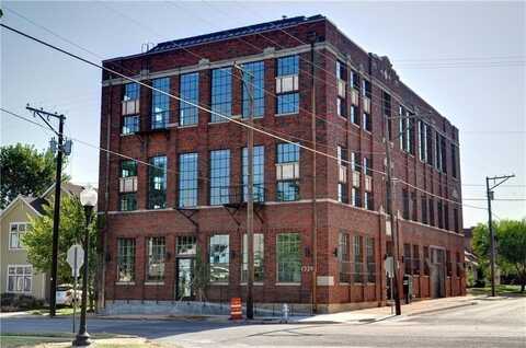 1329 College Avenue, Fort Worth, TX 76104