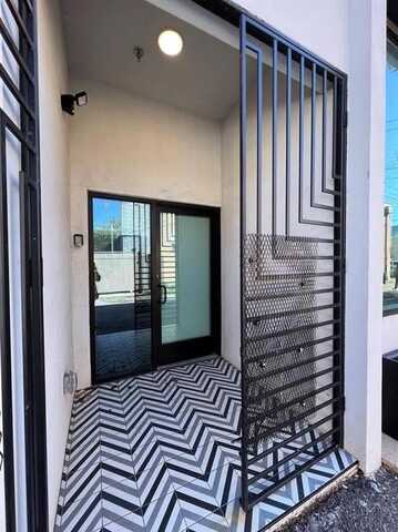 3012 Clover, Dallas, TX 75226