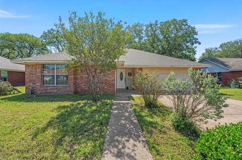 4627 Lexington Street, Bellmead, TX 76705