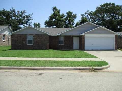 210 Bobbie Ann Court, Granbury, TX 76049