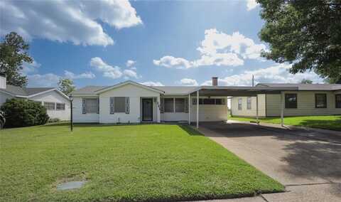 121 Highland Drive, Ennis, TX 75119