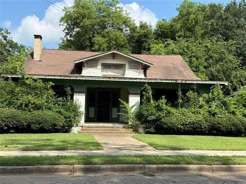 217 N Texas Street, Pittsburg, TX 75686