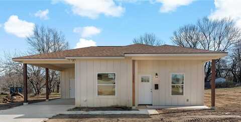 1350 FITZHUGH NE, Paris, TX 75460