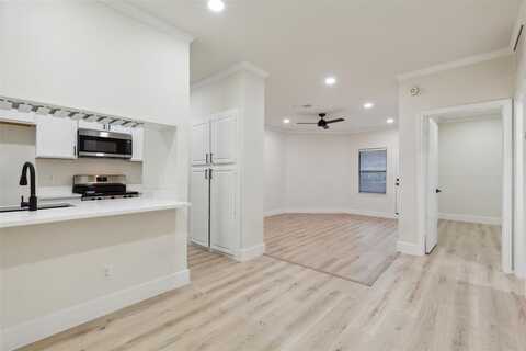 7340 Skillman Street, Dallas, TX 75231