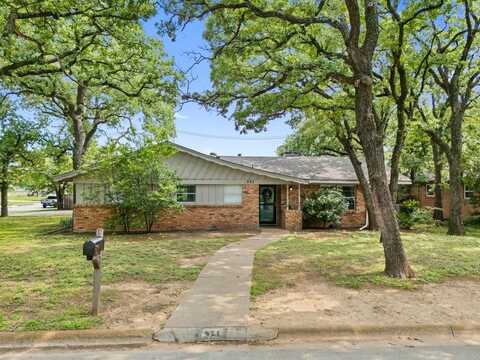 521 Brookview Drive, Hurst, TX 76054