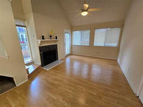 9835 Walnut Street, Dallas, TX 75243