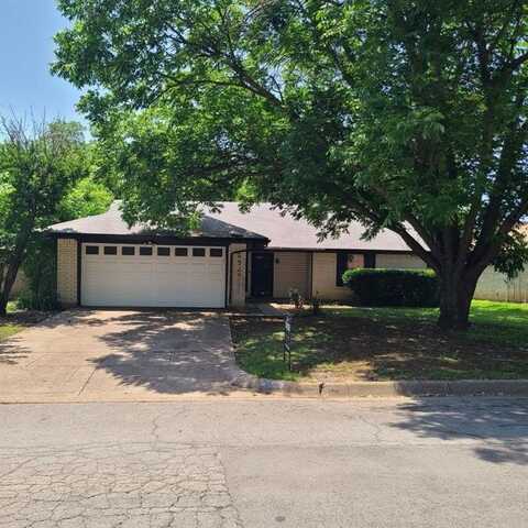 6928 Loma Vista Drive, Fort Worth, TX 76133
