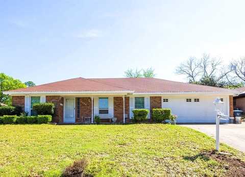 7324 Vanessa Drive, Fort Worth, TX 76112