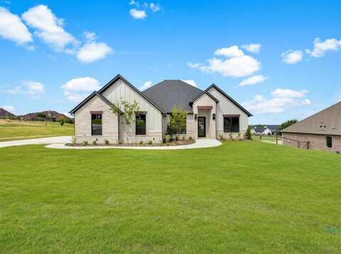 213 Martin Drive, Granbury, TX 76049