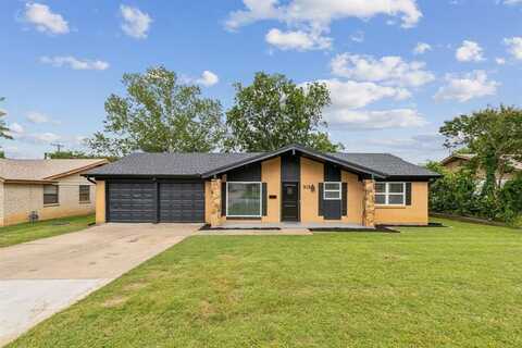 313 Yorkshire Drive, Euless, TX 76040