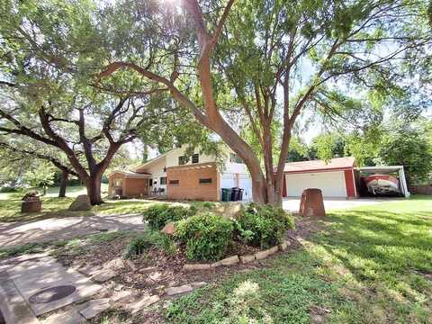 3717 W Spurgeon Street, Fort Worth, TX 76133
