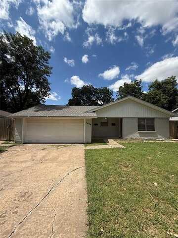 1833 Hood Street, Carrollton, TX 75006