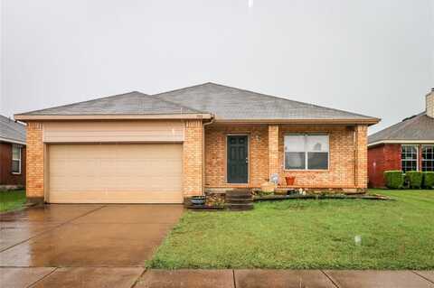 900 Plumeria Drive, Arlington, TX 76002